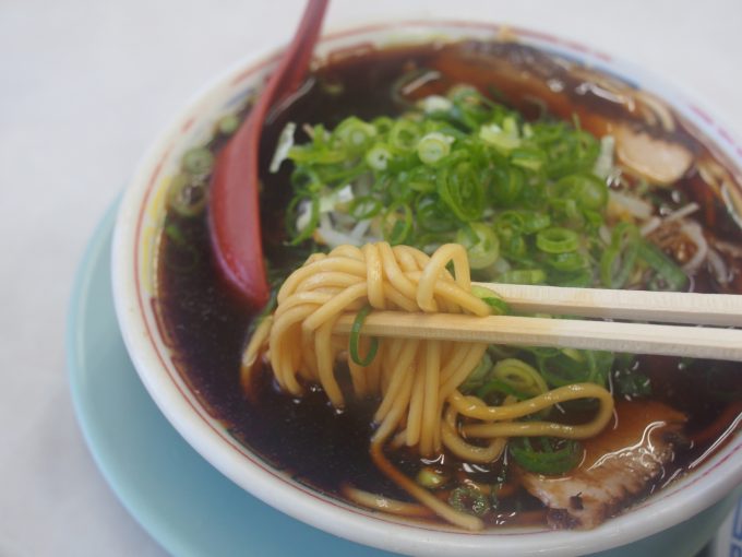 新福菜館ラーメン